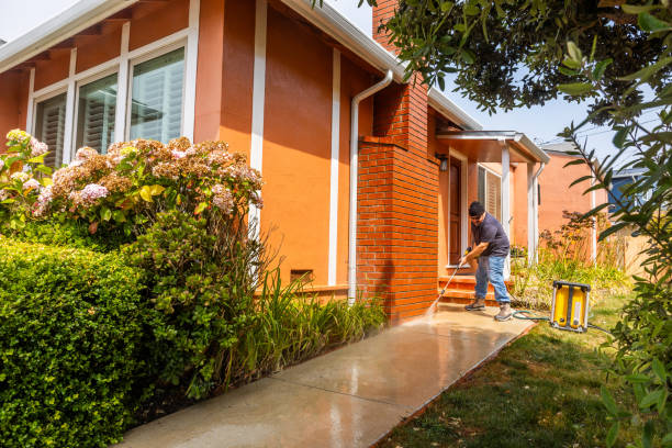 Best Residential Pressure Washing Services  in Kaukauna, WI